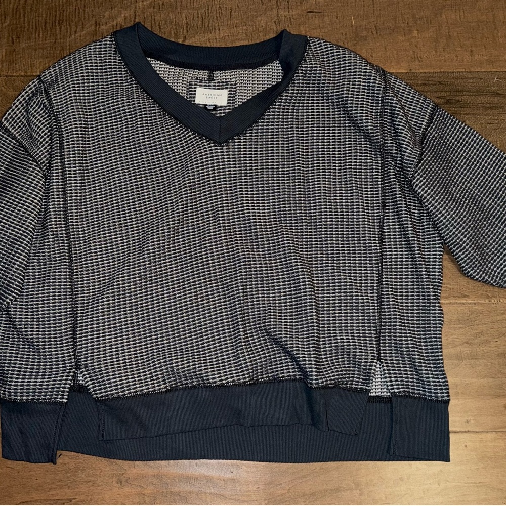 American Eagle Big Hug V neck waffle navy sweatshirt